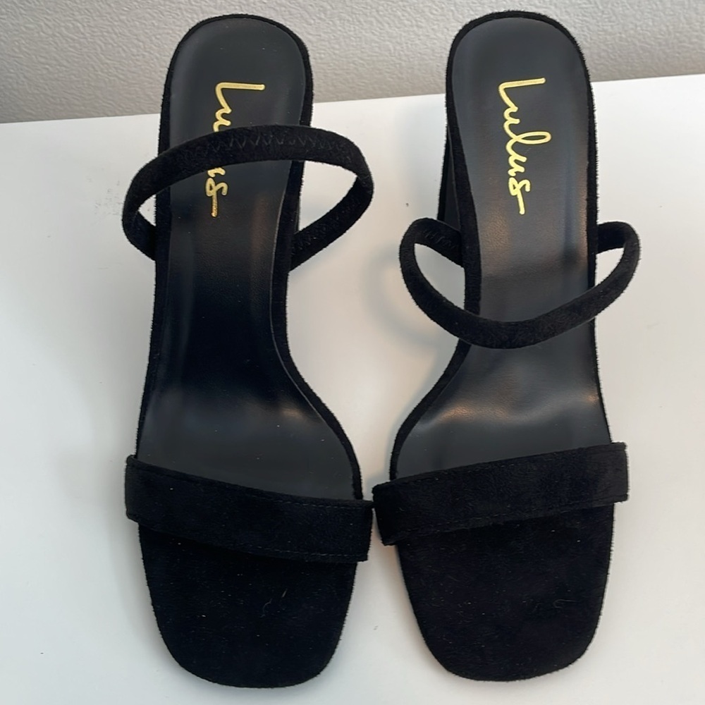 Lulus black strappy suede sandals - Picture 3 of 6